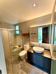 Landbay Condominium (D16), Condominium #524064121